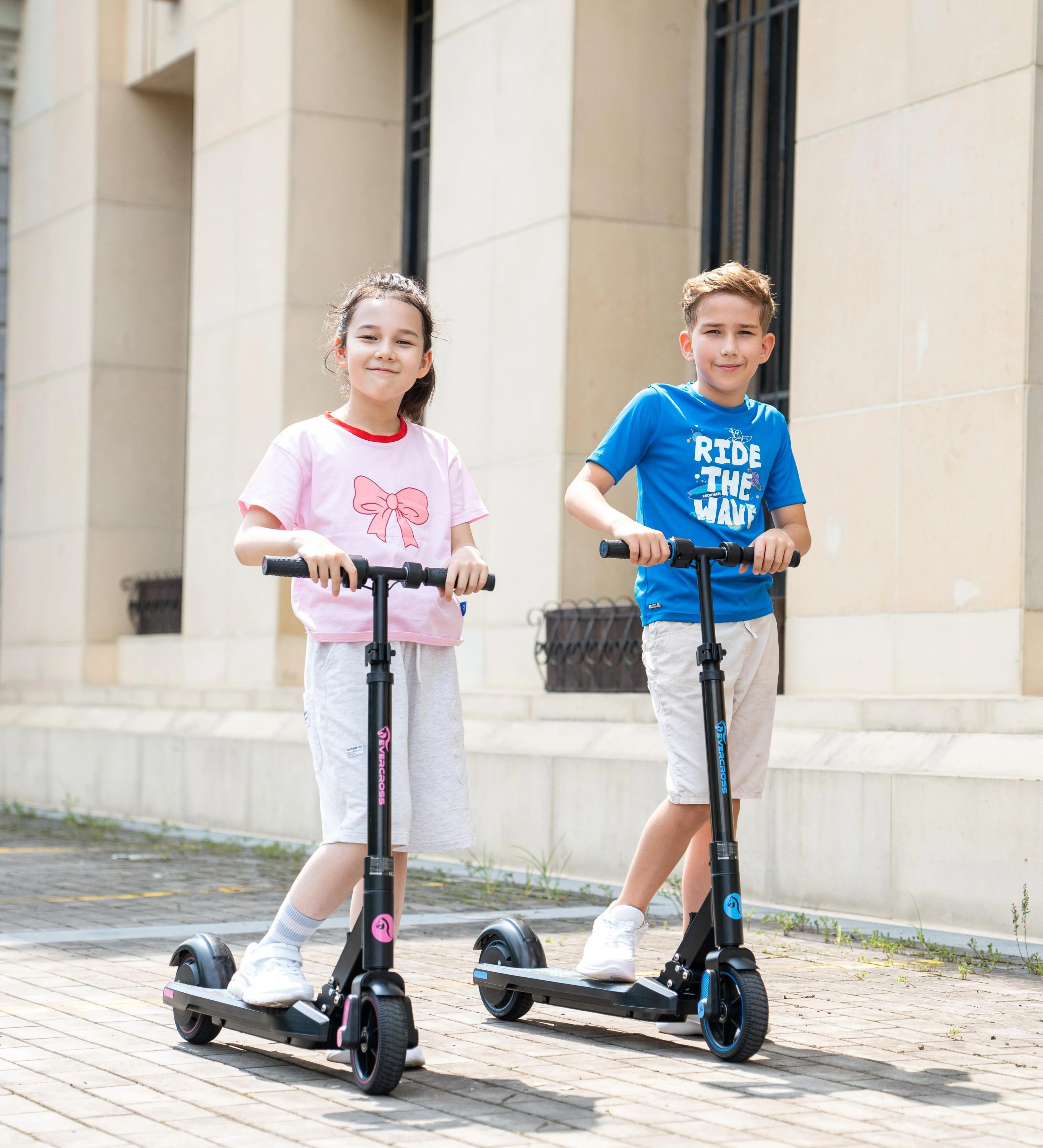 EVERCROSS EV06C Electric Scooter for Kids Ages 6 to 12 - Image 8